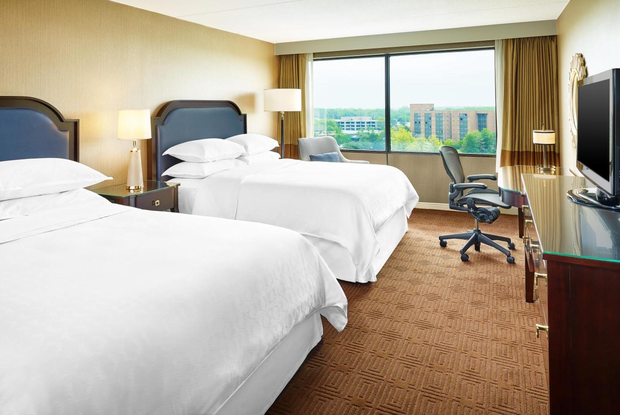 Sheraton Lisle Naperville Hotel Bagian luar foto