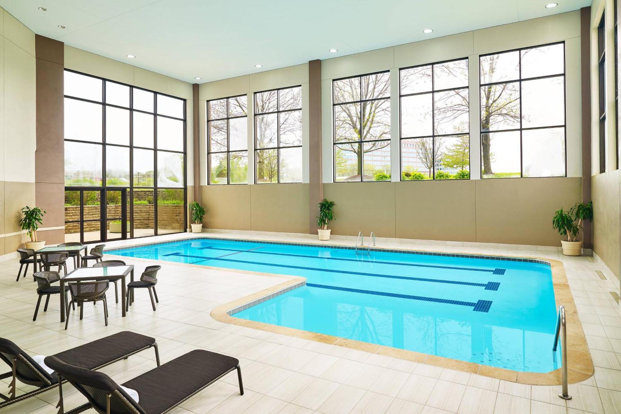 Sheraton Lisle Naperville Hotel Bagian luar foto