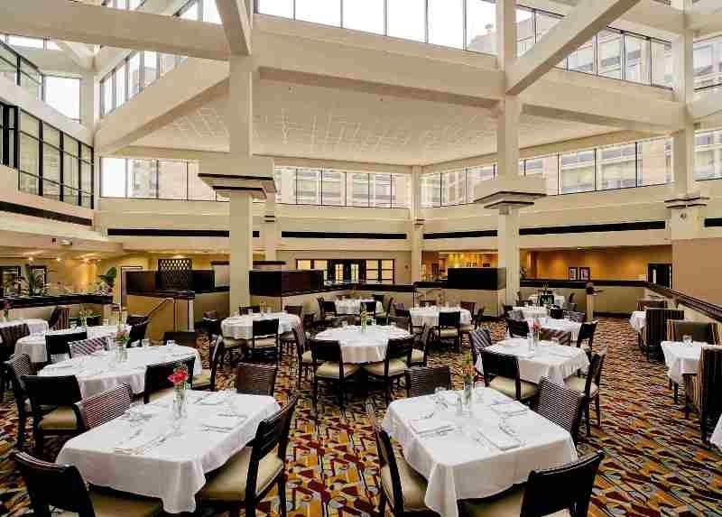 Sheraton Lisle Naperville Hotel Restoran foto