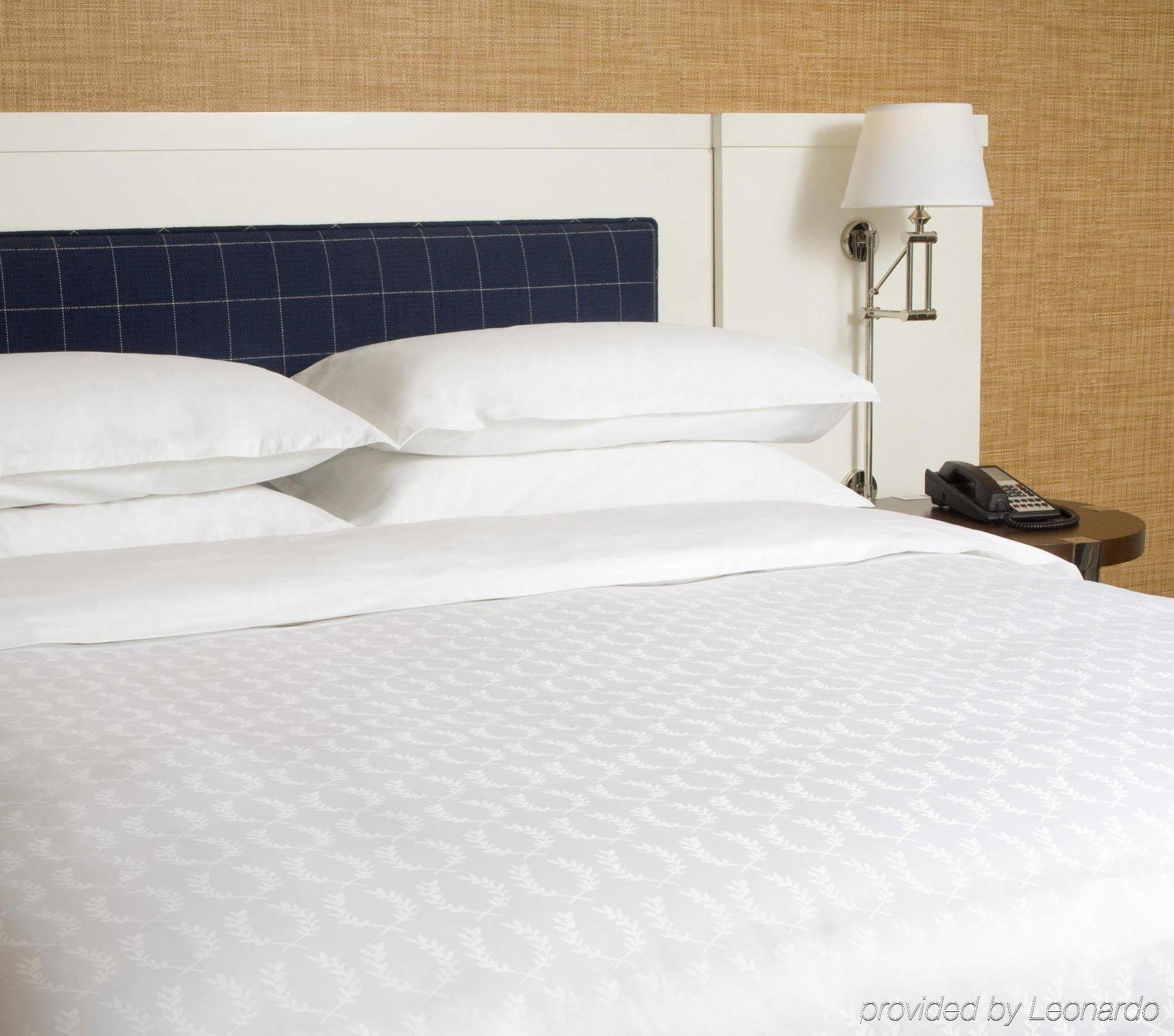 Sheraton Lisle Naperville Hotel Bagian luar foto