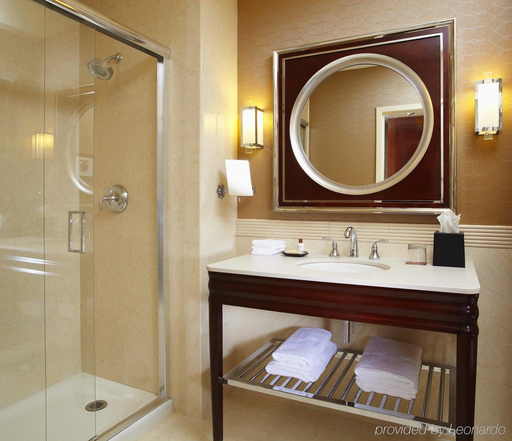 Sheraton Lisle Naperville Hotel Bagian luar foto